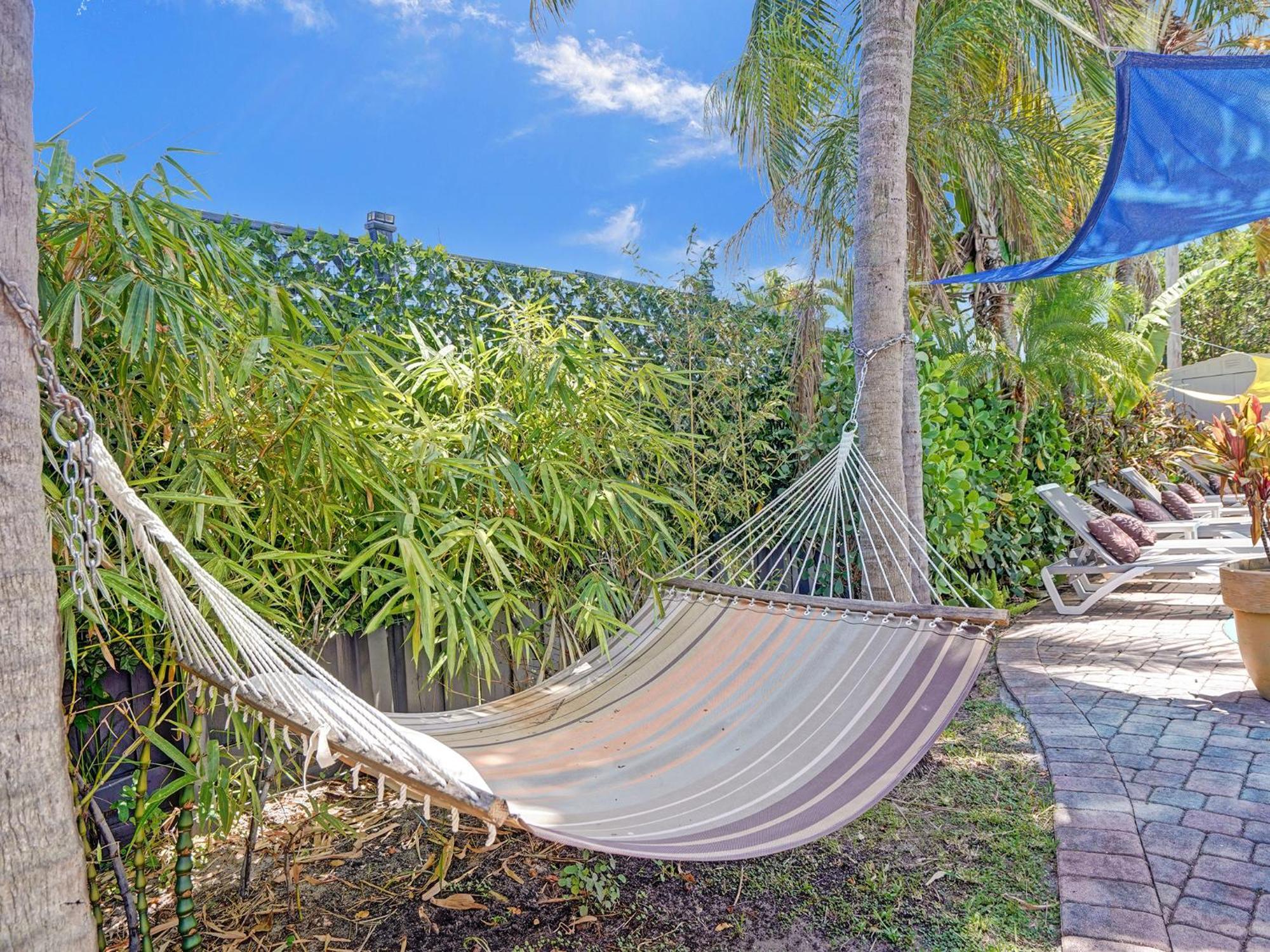 Large Gay Men'S 1 Bedroom W Gameroom Heated Pool Clothing Optional Oakland Park Exterior foto